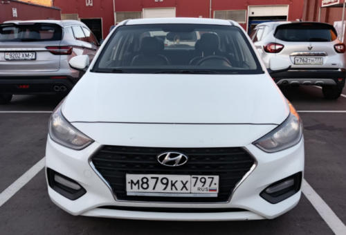 Hyundai Solaris AT