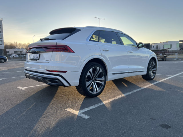 Audi Q8